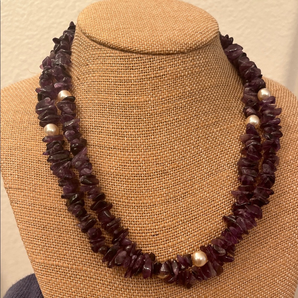 Elegant Purple Beaded Necklace